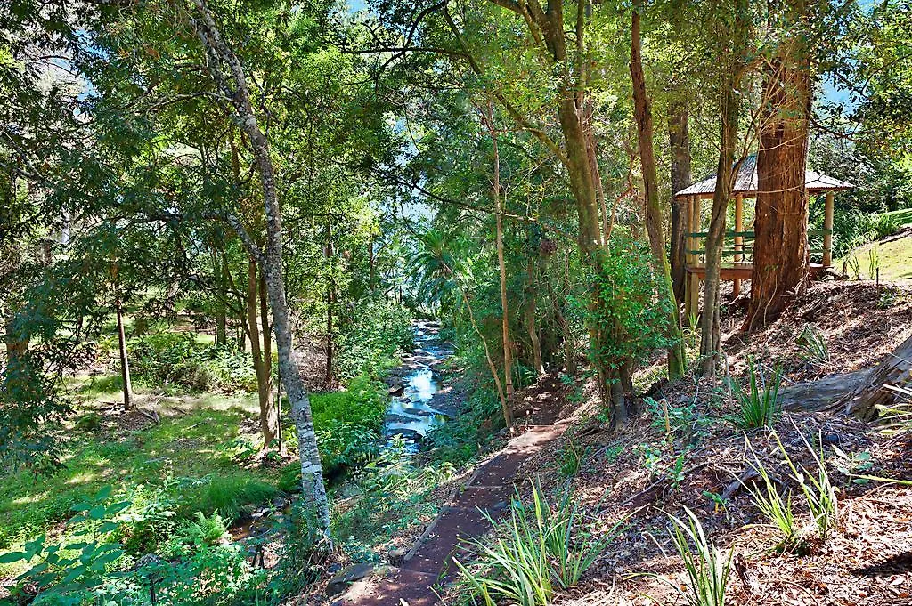 ***** Bed & Breakfast Escarpment Retreat & Day Spa For Couples Mount Tamborine Australia